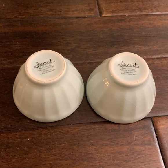 Set of 2 Latte Mini Biscuit Bowls from Anthropologie in light blue - Picture 2 of 6